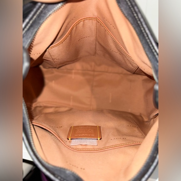 Coach Cary Shoulder Bag - Picture 4 of 5